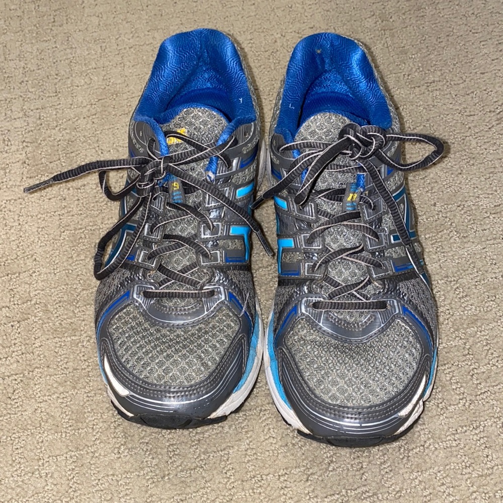 ASICS GEL KAYANO 19 sz 8.5